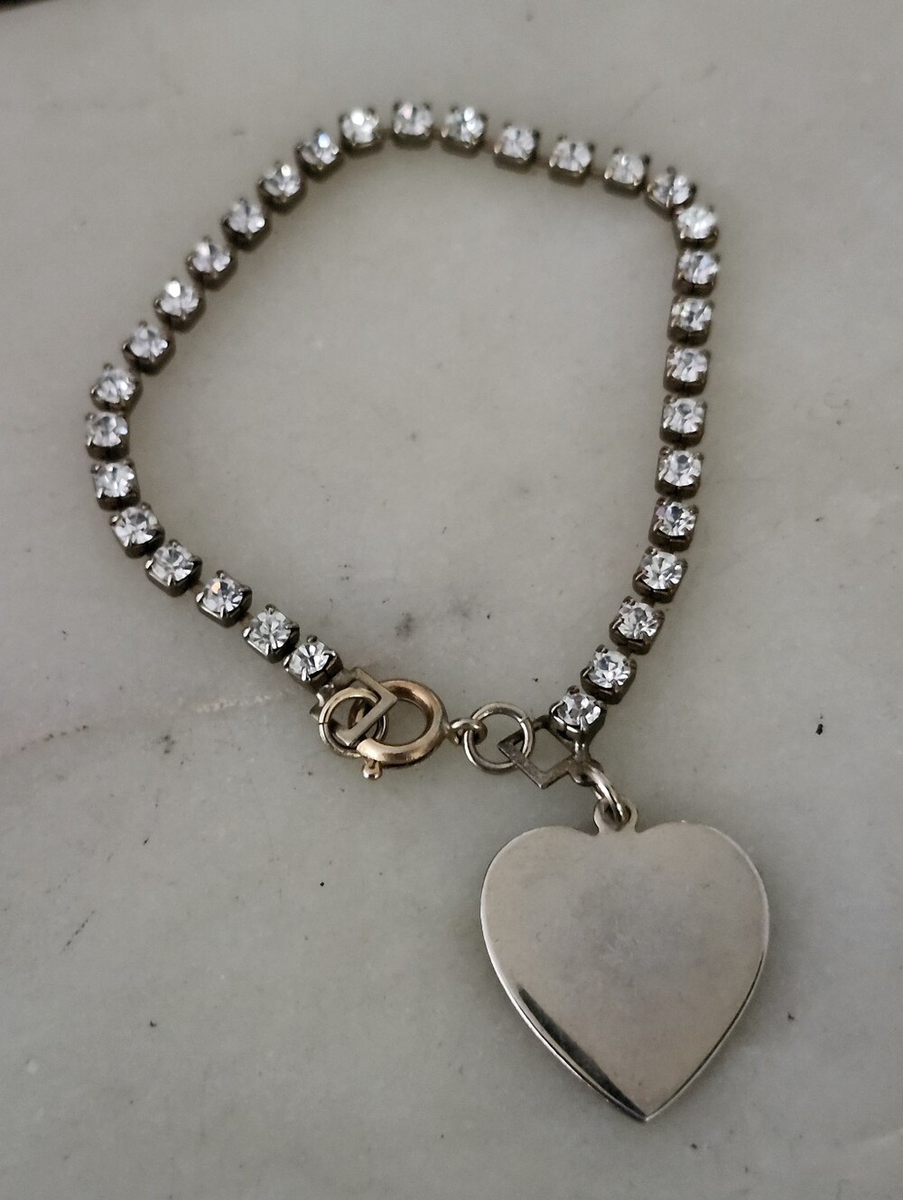 Vtg Sparkling Rhinestone Tennis Bracelet With Silver Tone Heart Pendant
